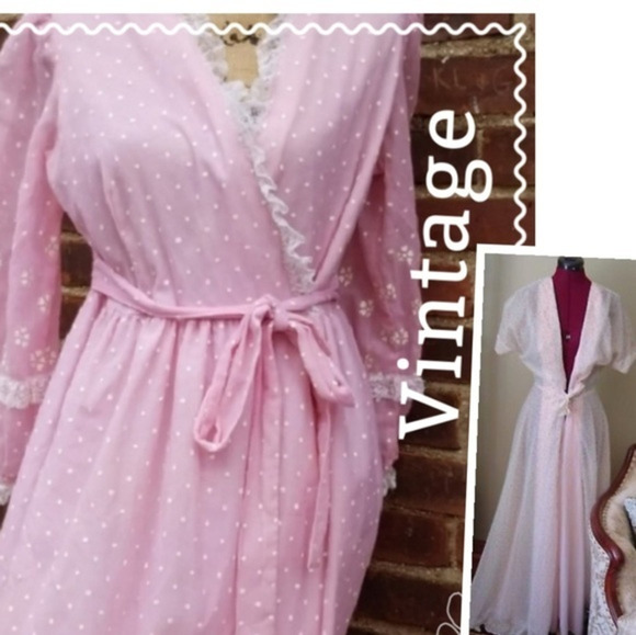 Vintage Other - Vintage Evelyn Pearson dressing‎ gown M